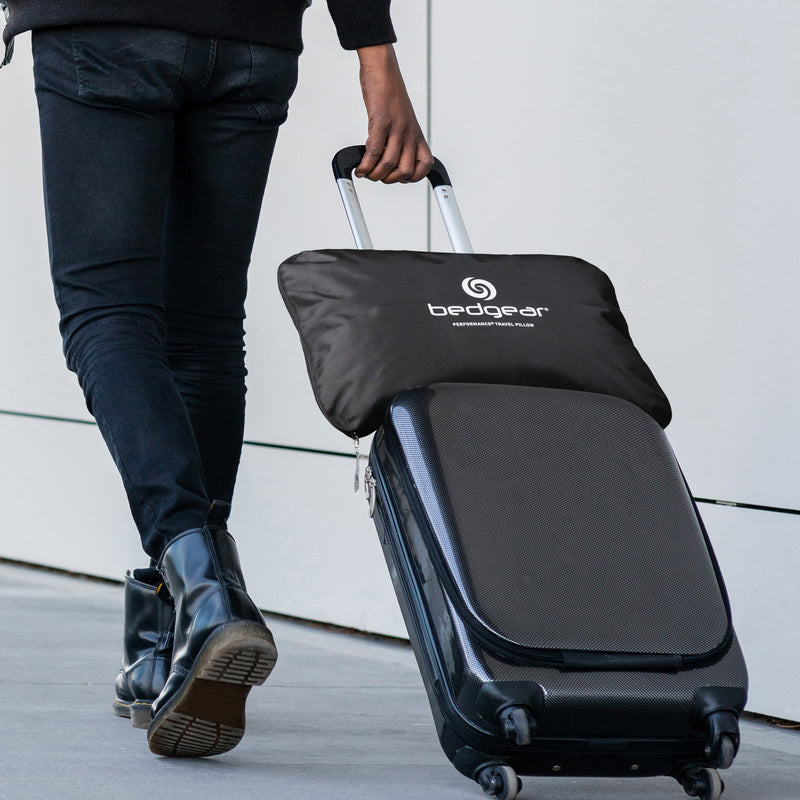 Bedgear Flow Performance® Travel Pillow official product image 2