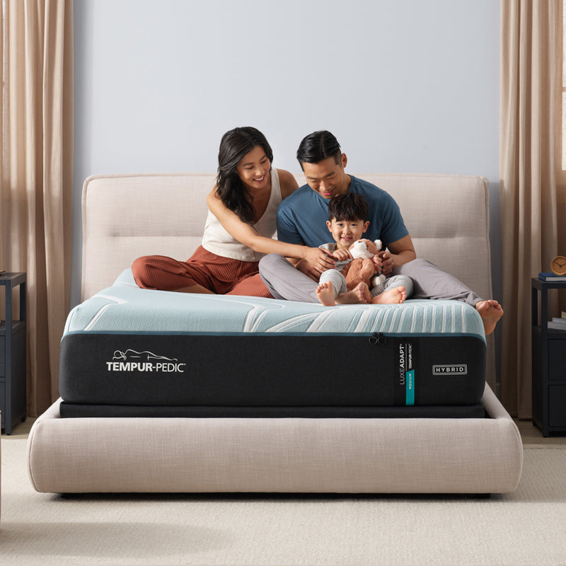 Tempur-Pedic® TEMPUR-LuxeAdapt® Hybrid Medium Mattress - Mattress on Demand