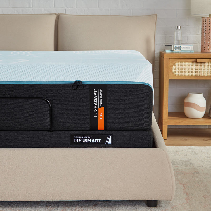 Tempur-Pedic® TEMPUR-LuxeAdapt® Firm Mattress - Mattress on Demand